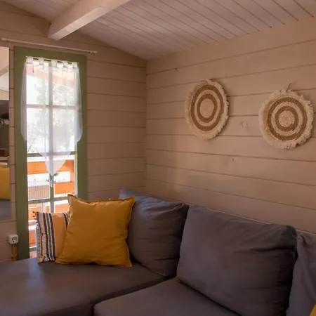 Metaxaki Mikros Gialos