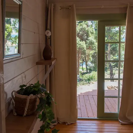 Metaxaki * Mikros Gialos